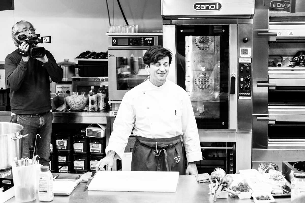 La cucina Bio dello Chef stellato Massimo Fezzardi. Sapore, passione ed emozione per la terza Lezione di Chef.